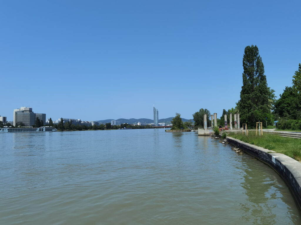 Donauinsel Wien mit Ausblick 